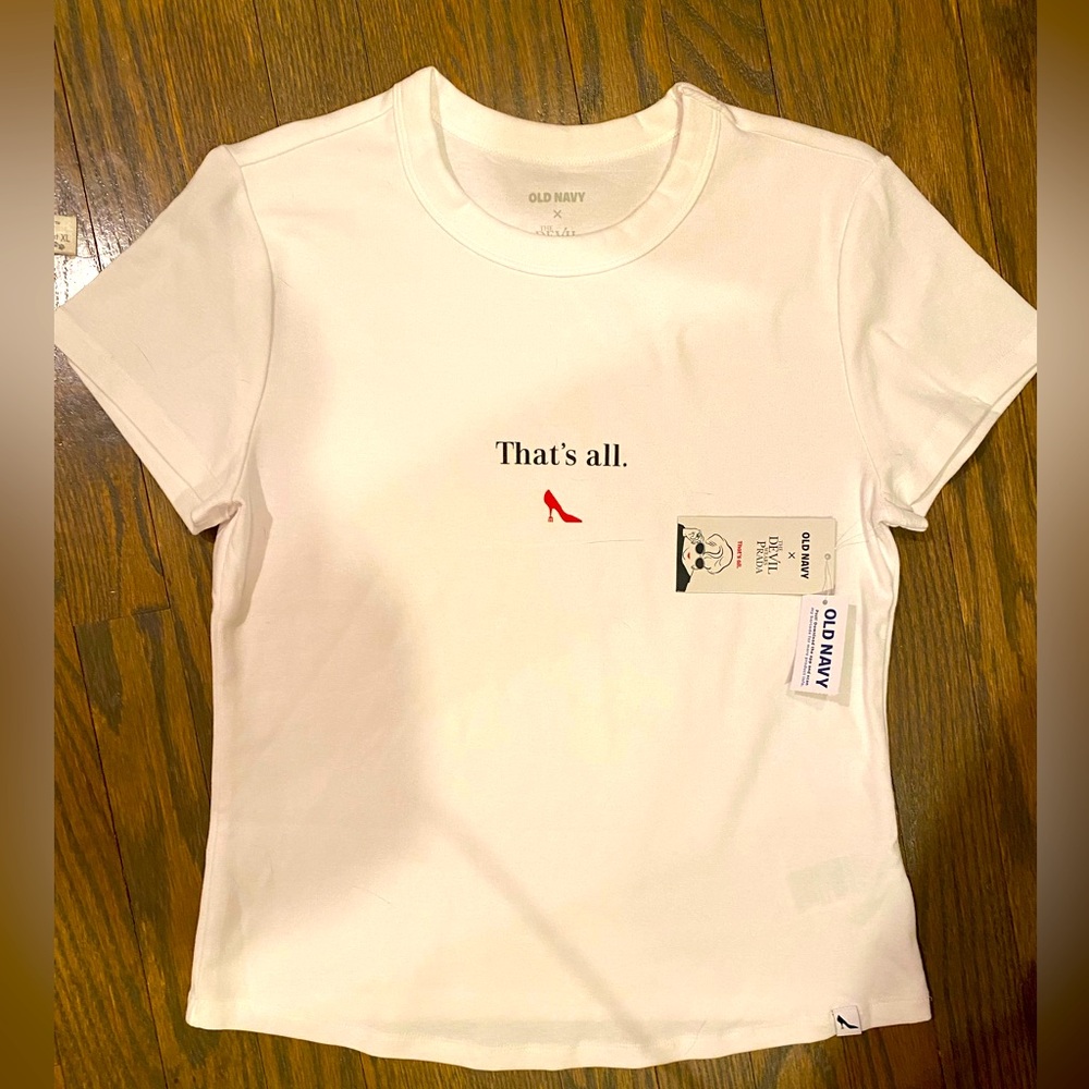 Old navy The devil wears Prada tshirt movie collectible merch white XXL (fits XL - Picture 2 of 5